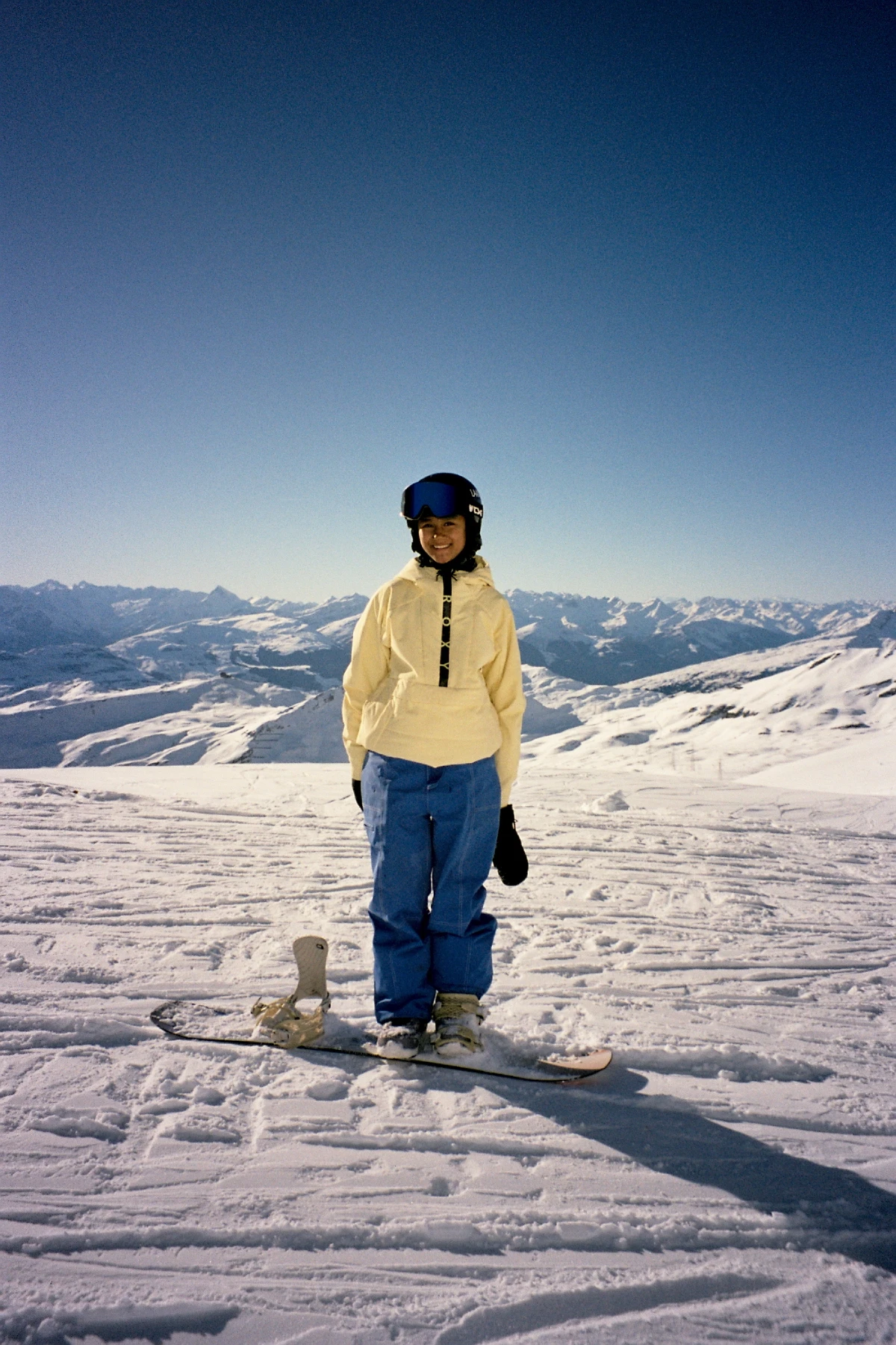 The New ROXY Team Rider, Zazi Betari Snowboard Athlete from Indonesia — photo 4