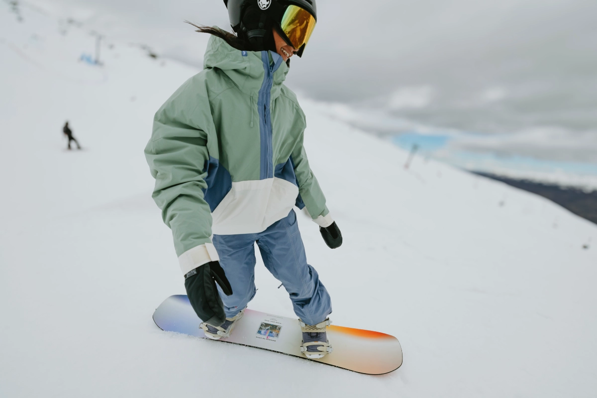 Chasing Winter: Snowboarding Downunder in Cardrona NZ — photo 1
