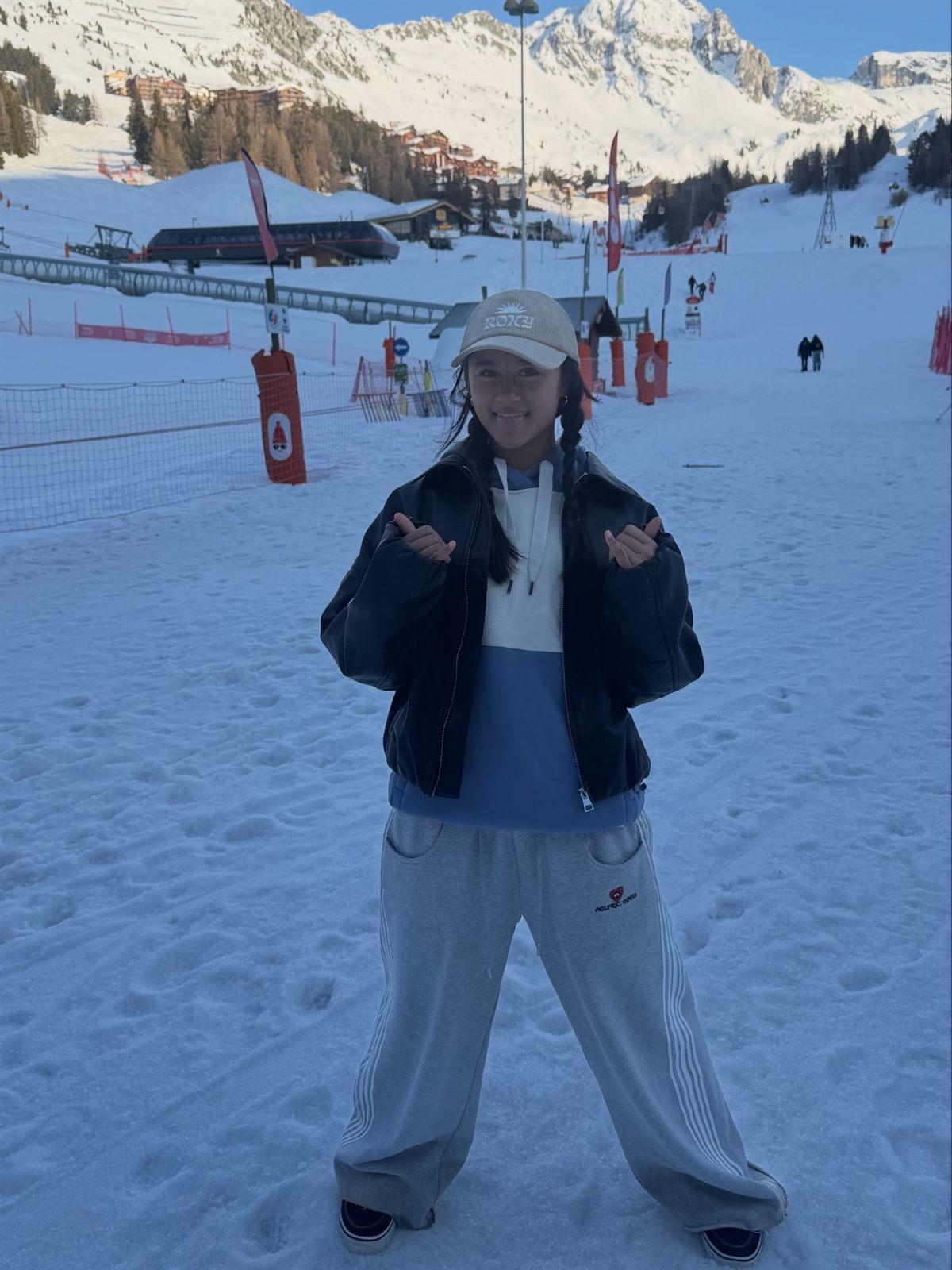 Sisterhood: Our All-Girl ROXY Freestyle Weekend at La Plagne — gallery photo 6