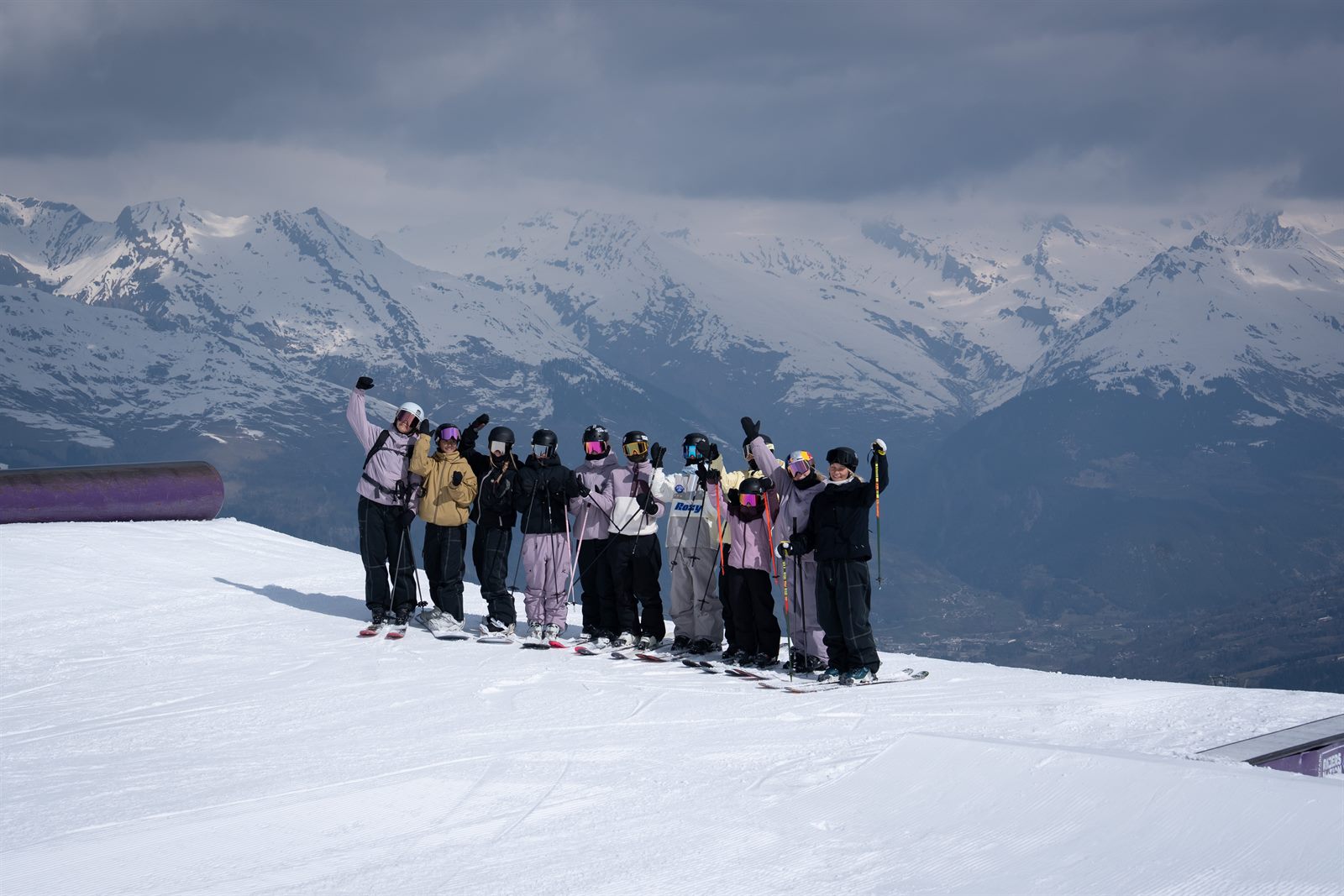 Sisterhood: Our All-Girl ROXY Freestyle Weekend at La Plagne — gallery photo 12