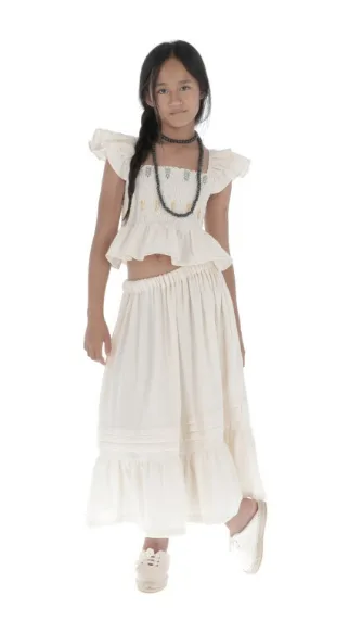 Zazi Betari - Indonesian model editorial portfolio from photoshoot with Belle Chiara lookbook shoot clothing brand